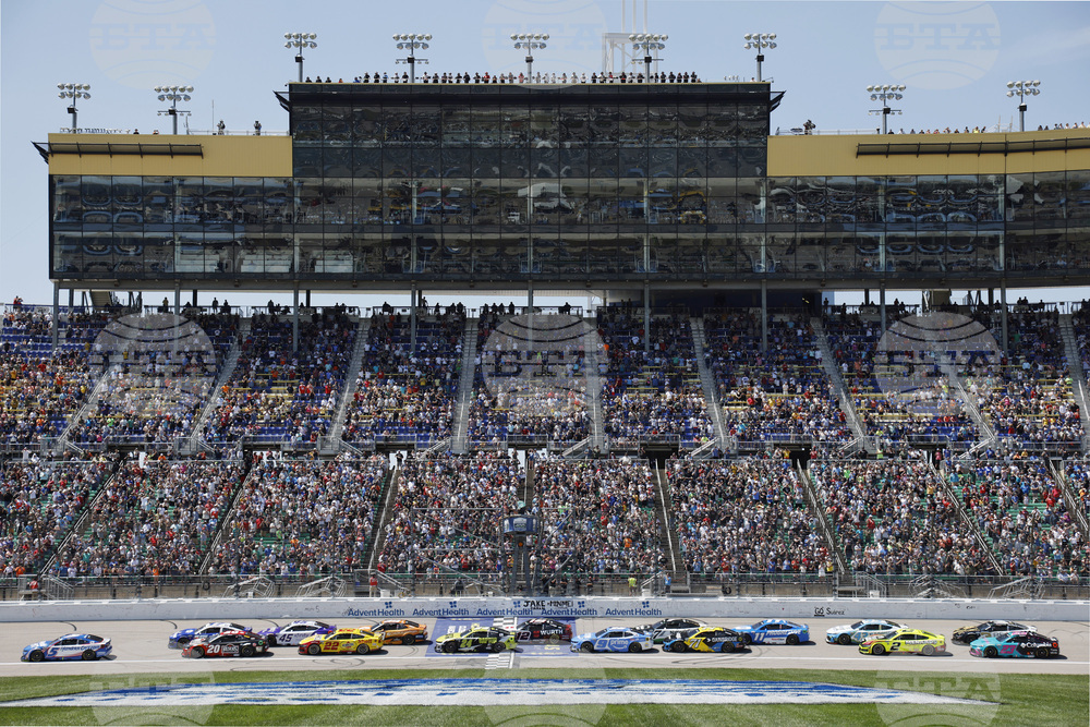 NASCAR Kansas Auto Racing
