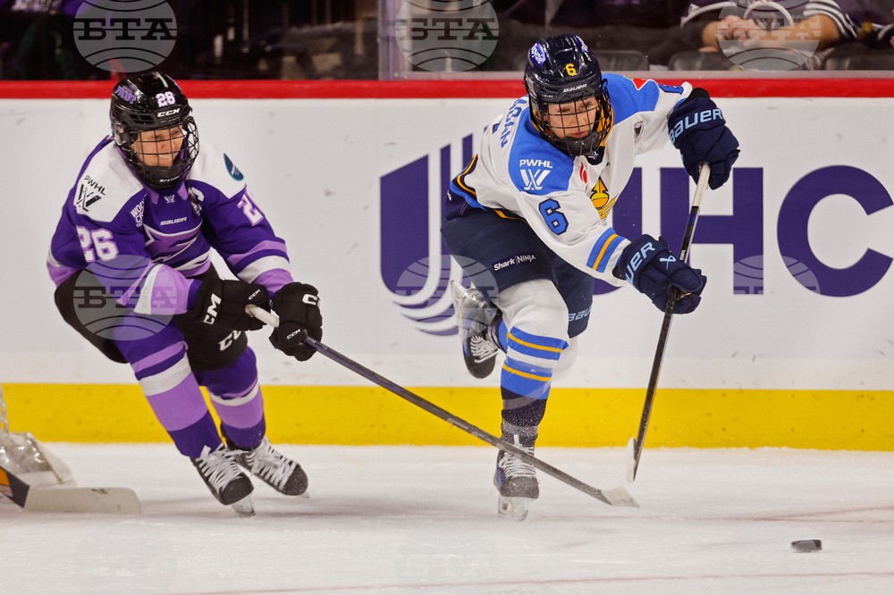 PWHL Sceptres Frost Hockey