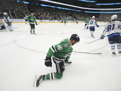 APTOPIX Jets Stars Hockey