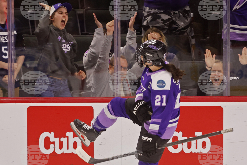 PWHL Sceptres Frost Hockey