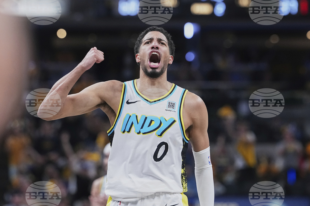 APTOPIX Cavaliers Pacers Basketball