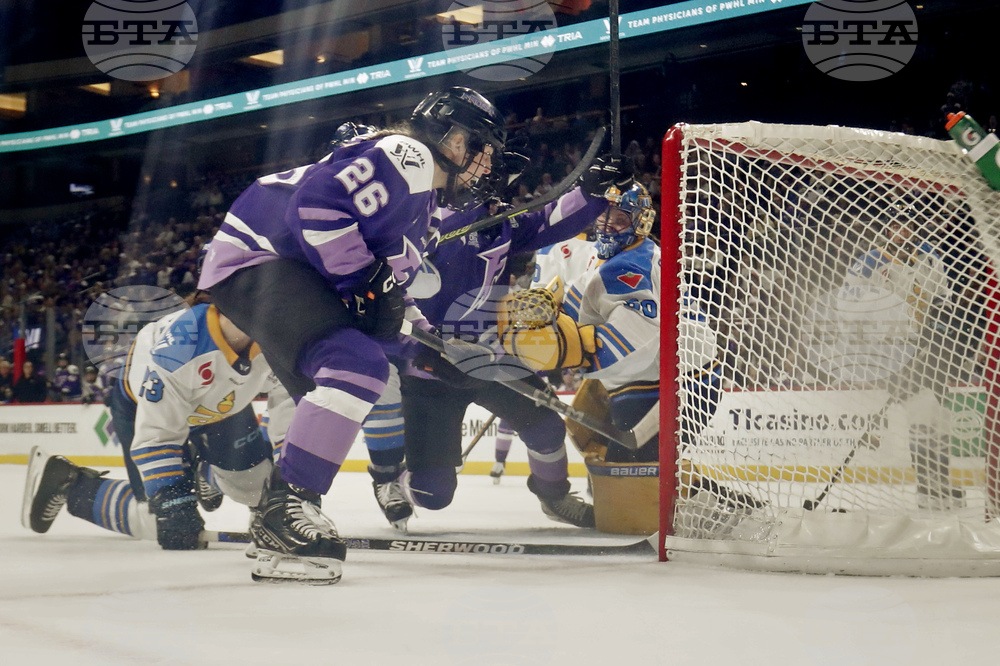 PWHL Sceptres Frost Hockey