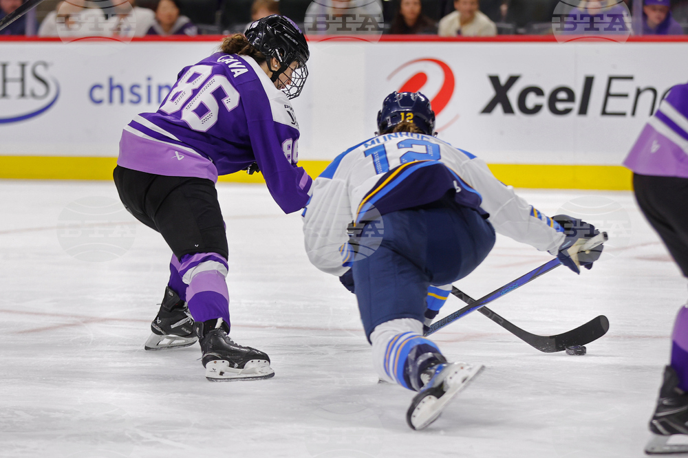 PWHL Sceptres Frost Hockey