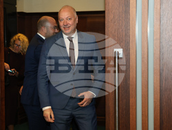 „Заедно срещу жестокостта! Нови заплахи и ефективни решения в защита на животните“ - кръгла маса