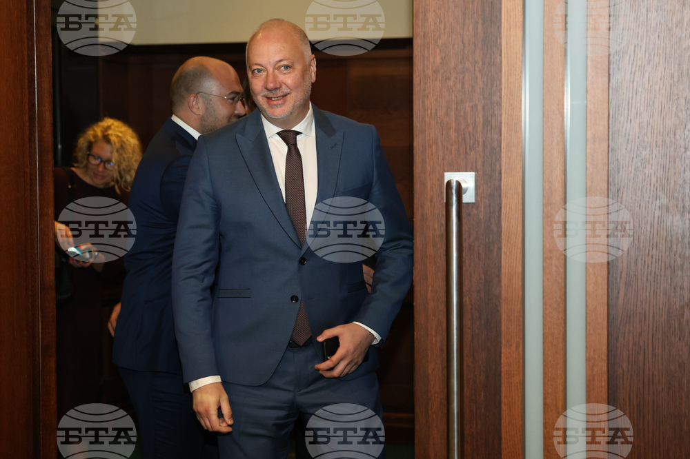 „Заедно срещу жестокостта! Нови заплахи и ефективни решения в защита на животните“ - кръгла маса
