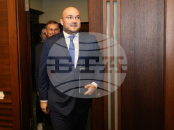 „Заедно срещу жестокостта! Нови заплахи и ефективни решения в защита на животните“ - кръгла маса