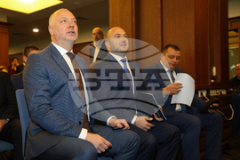 „Заедно срещу жестокостта! Нови заплахи и ефективни решения в защита на животните“ - кръгла маса