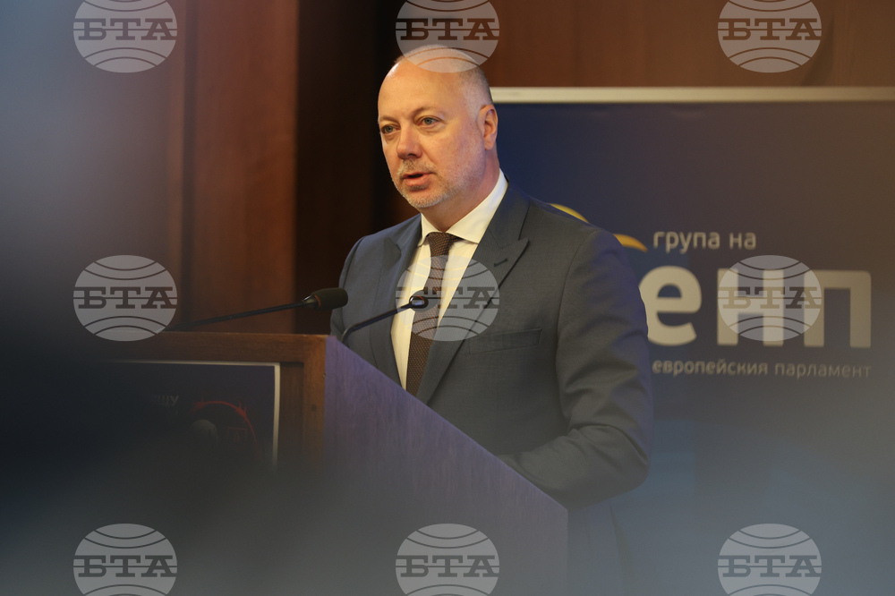 „Заедно срещу жестокостта! Нови заплахи и ефективни решения в защита на животните“ - кръгла маса