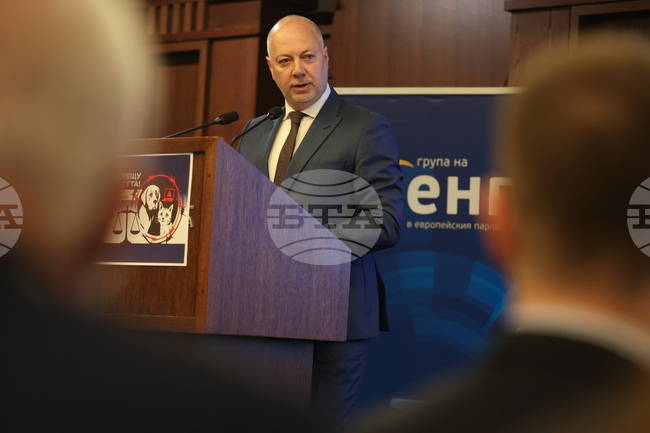 „Заедно срещу жестокостта! Нови заплахи и ефективни решения в защита на животните“ - кръгла маса