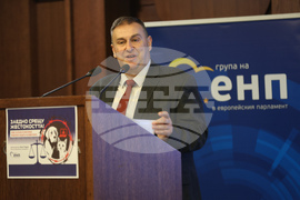 „Заедно срещу жестокостта! Нови заплахи и ефективни решения в защита на животните“ - кръгла маса