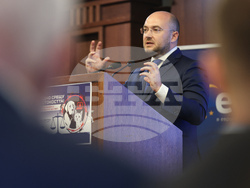 „Заедно срещу жестокостта! Нови заплахи и ефективни решения в защита на животните“ - кръгла маса