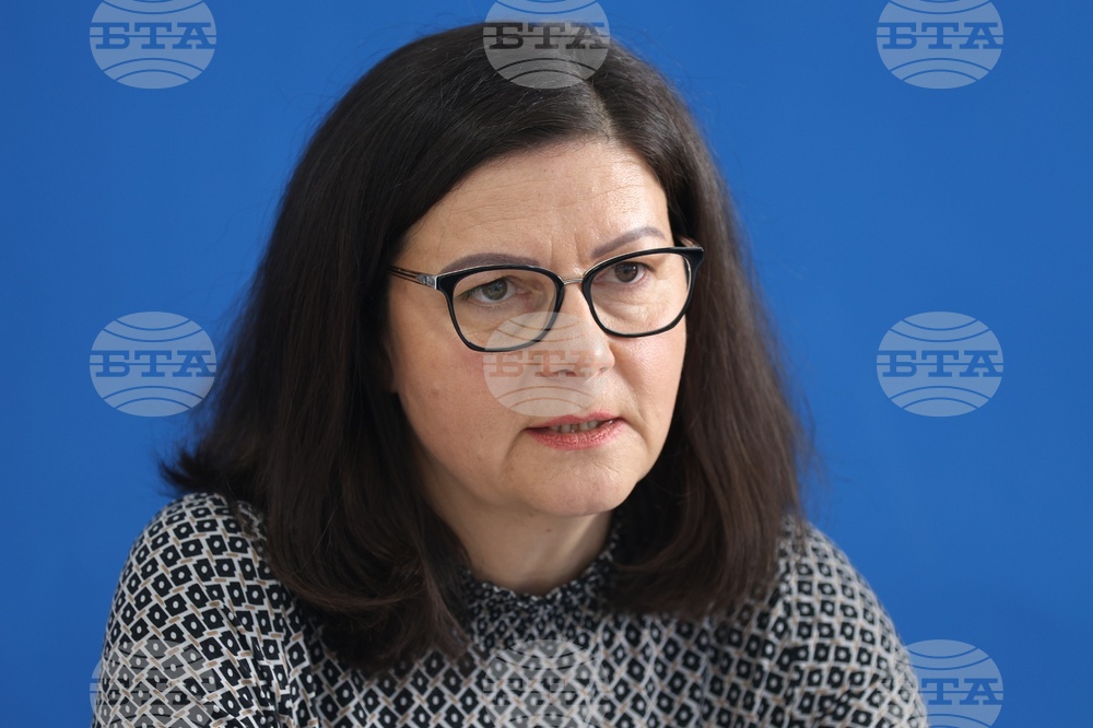 Възползваме се от възможностите на различни европейски програми, каза директорът на гимназията по горско стопанство и дървообработване в Тетевен