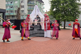 Търговище – „Вълшебна завеса – международен фестивал