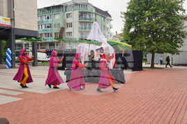 Търговище – „Вълшебна завеса – международен фестивал