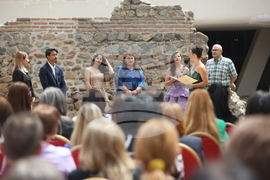 Министерство на труда и социалната политика - „Бални рокли с кауза“