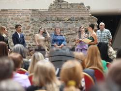 Министерство на труда и социалната политика - „Бални рокли с кауза“