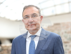 Министерство на труда и социалната политика - „Бални рокли с кауза“