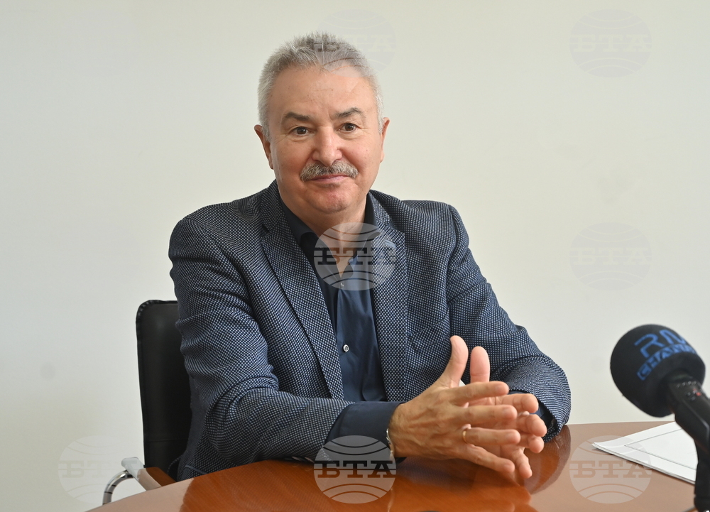 Община Монтана изпълнява мащабна строителна програма, до средата на годината ще завършим ремонтите в селата, обяви кметът