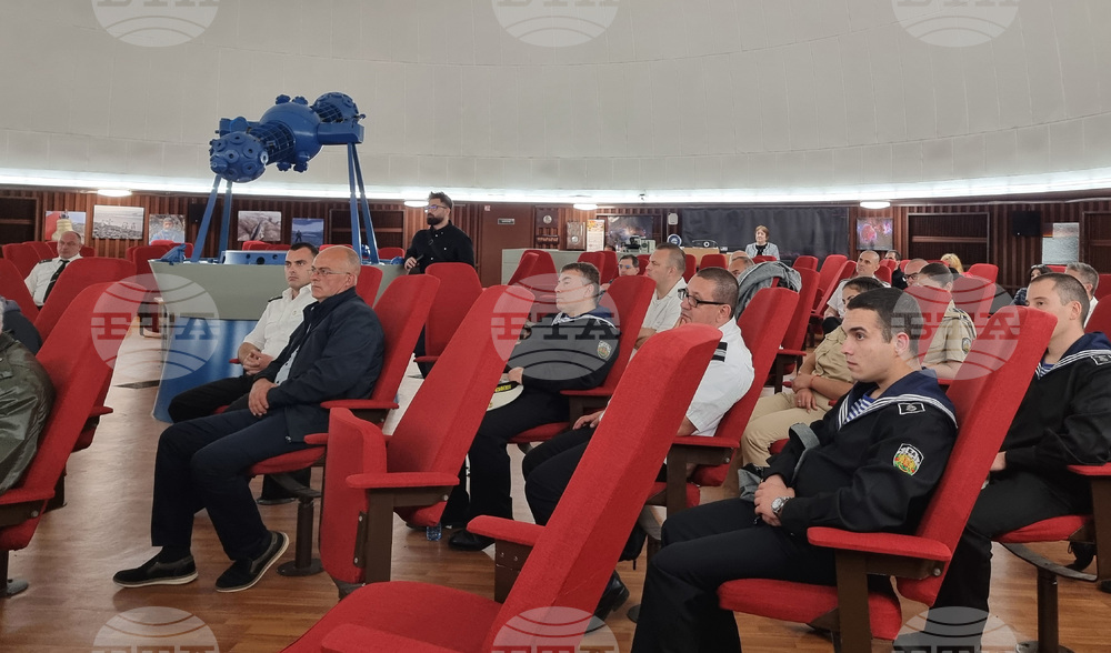 Варна - ВВМУ - д-р Милен Врабевски - отличия