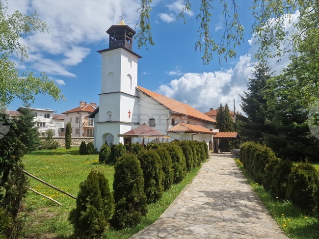Самоков - храм „Въведение Богородично”