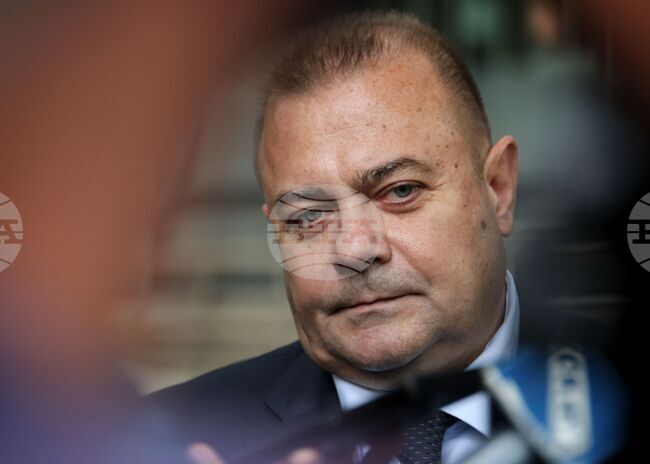 Чуждестранни полицаи ще подсилят състава на МВР по Южното Черноморие, каза директорът на бургаската полиция Владимир Маринов 