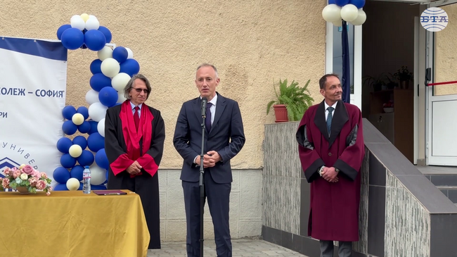 Техническото висше образование е най-ценно за нашето икономическо развитие, каза в Казанлък министърът на образованието Красимир Вълчев