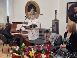 Свищов - Веселка Колева - книга - представяне