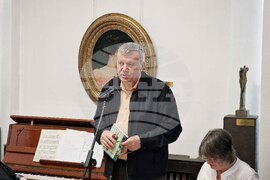 Свищов - Веселка Колева - книга - представяне