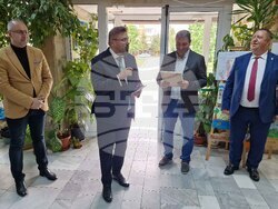 Стражица - „Моят приказен свят" - детски художествен конкурс - награждаване