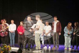 Разград - абитуриенти - подкрепа - благотворителен концерт