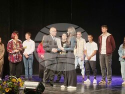 Разград - абитуриенти - подкрепа - благотворителен концерт