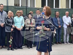 Казанлък - ОУ „Мати Болгария“ - физкултурен салон - първа копка