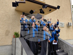 Казанлък - Технически колеж - студенти - дипломиране