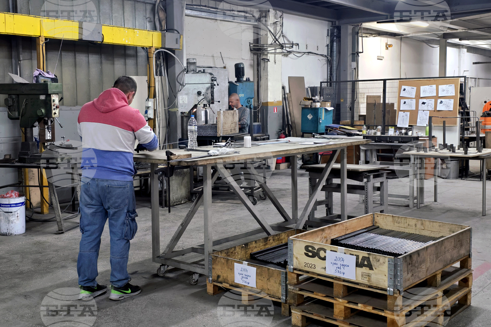 Total Business Climate Indicator Down by 1.7 pp to 19.8% M/M