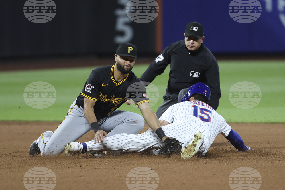 Pirates Mets Baseball