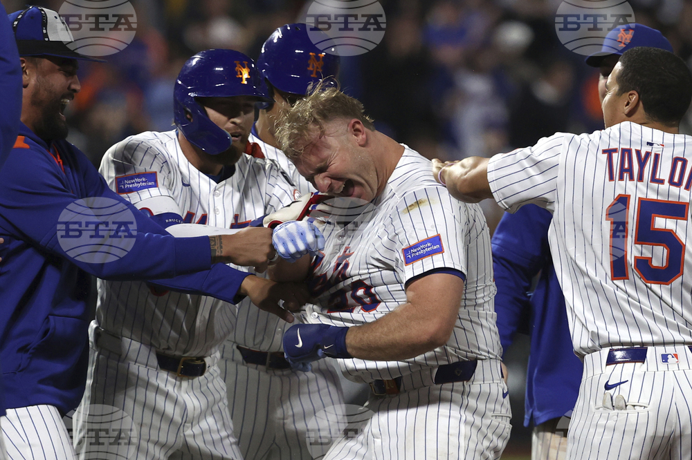Pirates Mets Baseball