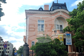 Сливен - „Съвременната литература за деца и юноши - жанрови тенденции, модерни стилове, теми и похвати” - кръгла маса