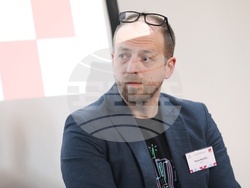 Кръгла маса „33 години по-късно – големият разговор за частното копиране в България“