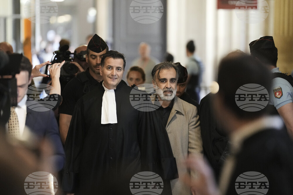 France Kardashian Robbery Trial