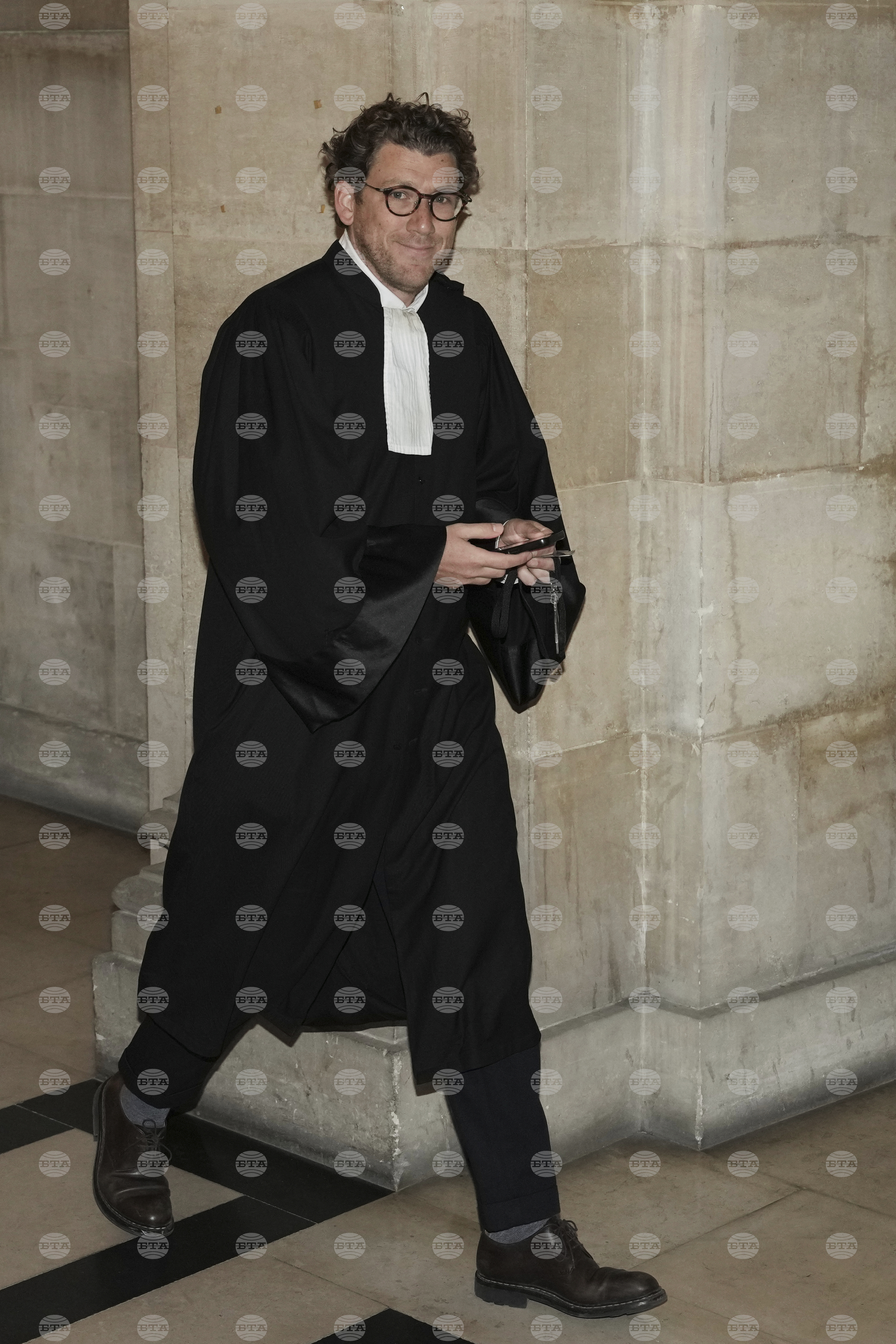 France Kardashian Robbery Trial