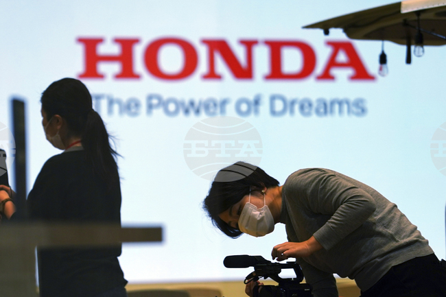  "Хонда" понижи прогнозата си за печалбата за финансовата година заради недостиг на чипове