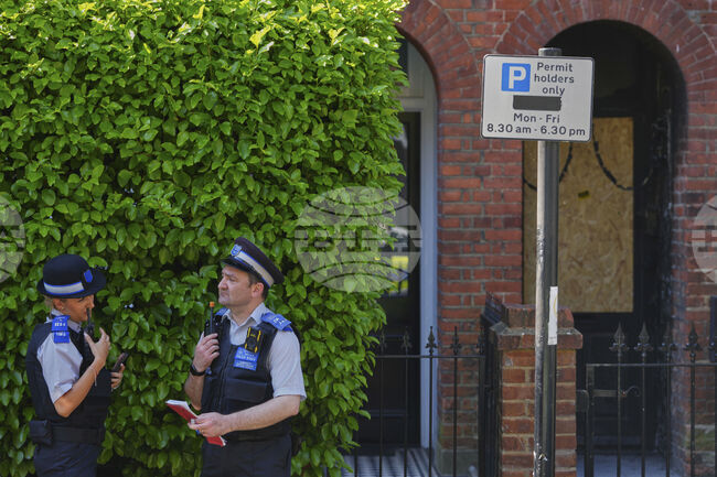 Британската полиция задържа шестима души близо до иранското посолство в Лондон