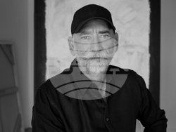 Американския артист Раймундо Фигероа. Снимка: One Gallery