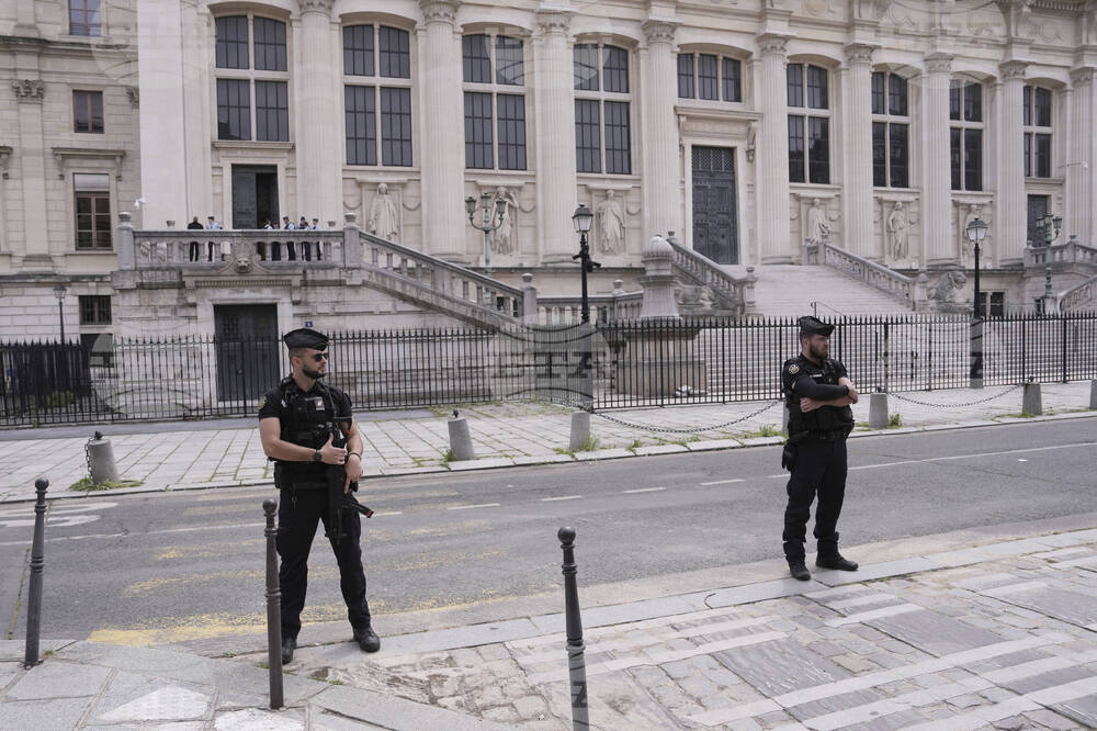 France Kardashian Robbery Trial