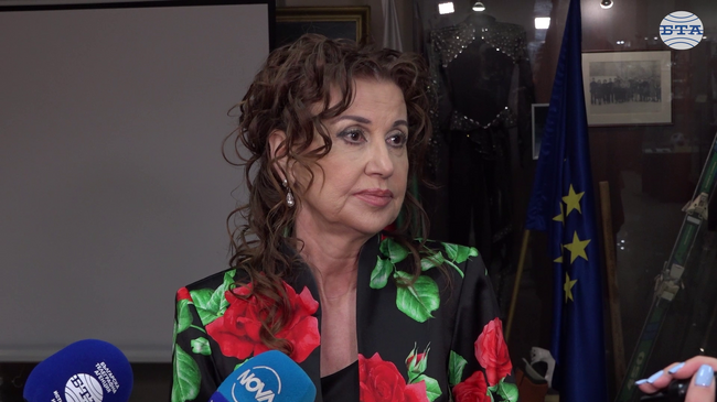 Президентът на БФХГ Илиана Раева иска да се отнеме българския паспорт на гимнастичката Елвира Краснобаева