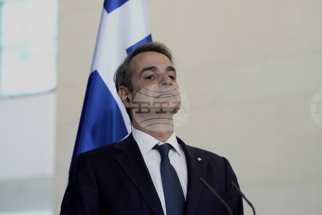 Гръцкият премиер Мицотакис призовава Израел да спре ударите по Газа и да позволи преминаването на хуманитарна помощ