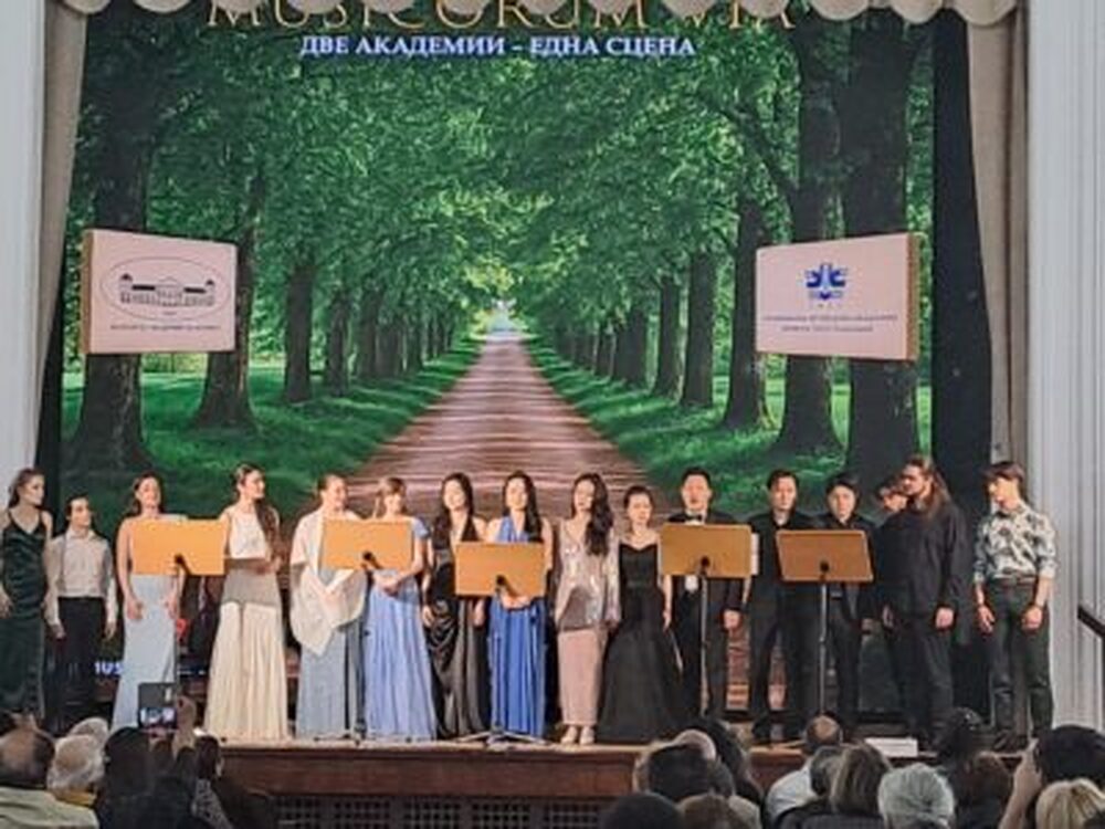 Концерт под надслов „Пролетна разходка“ беше изнесен от възпитаници на Националната музикална академия