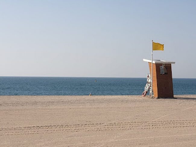 ОА Варна: За 9 неохраняеми плажове областният управител обяви обществена поръчка за водноспасителна дейност