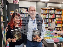 Велико Търново - Николай Овчаров - книга - представяне