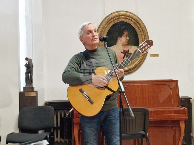 Творческа вечер с поета и барда Владимир Стоянов се състоя в Свищов